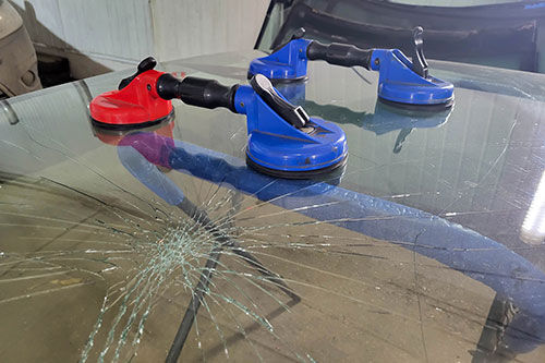 Showcase your windshield repair or replacement services to local Calgary and surrounding area customers.